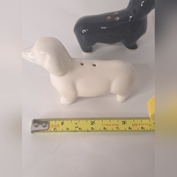 Dachshund Salt & Pepper Shaker Set - Picture 2 of 6